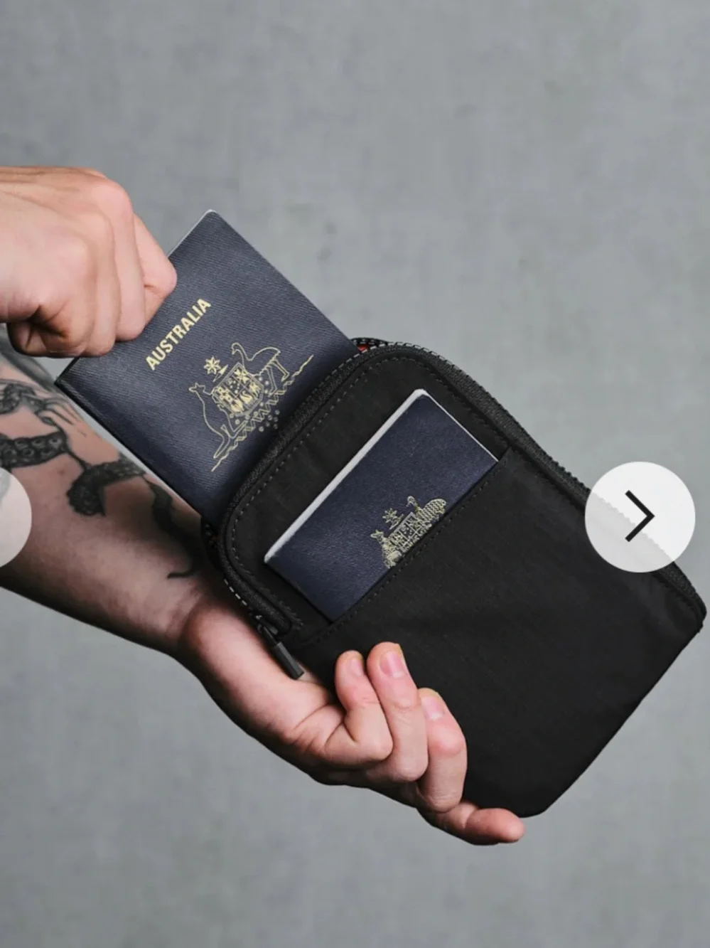 NWT ALPAKA TRAVEL ZIP WALLET - A4
